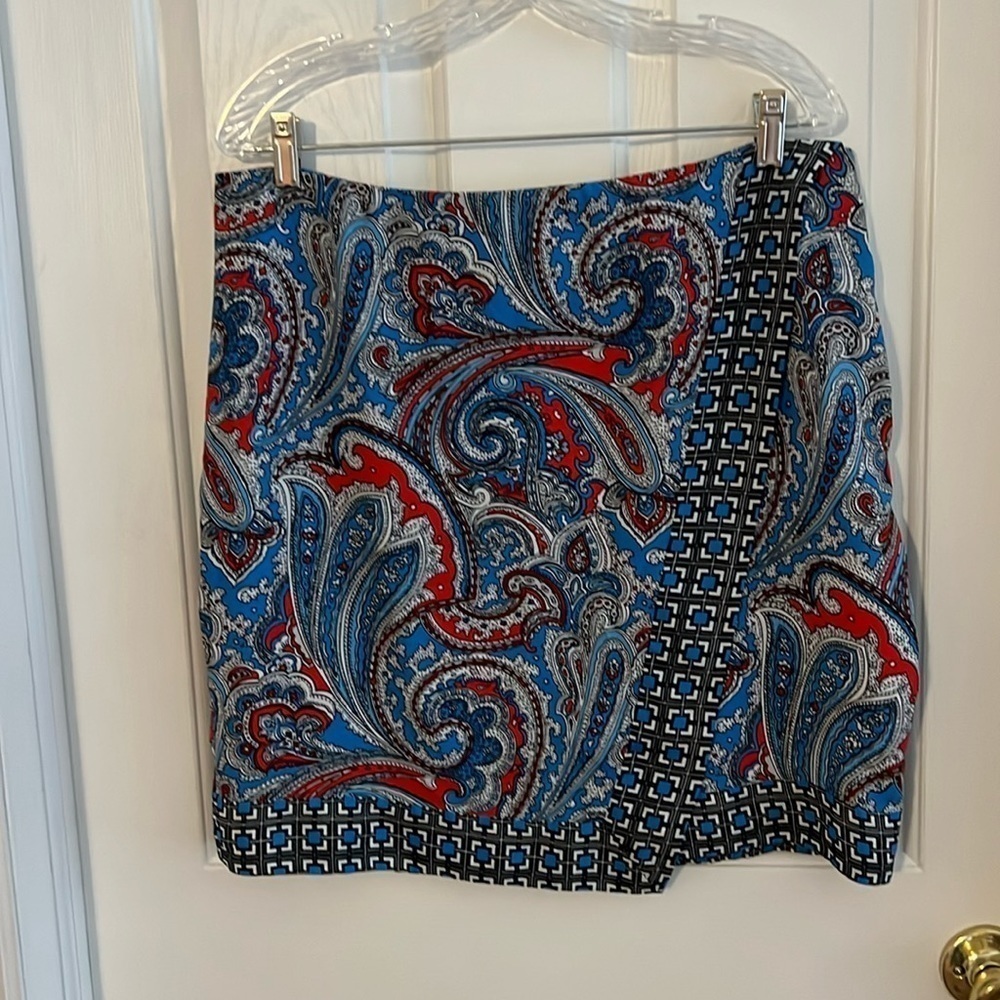 New York & company. Skirt, red white blue black. Lined. Size 14